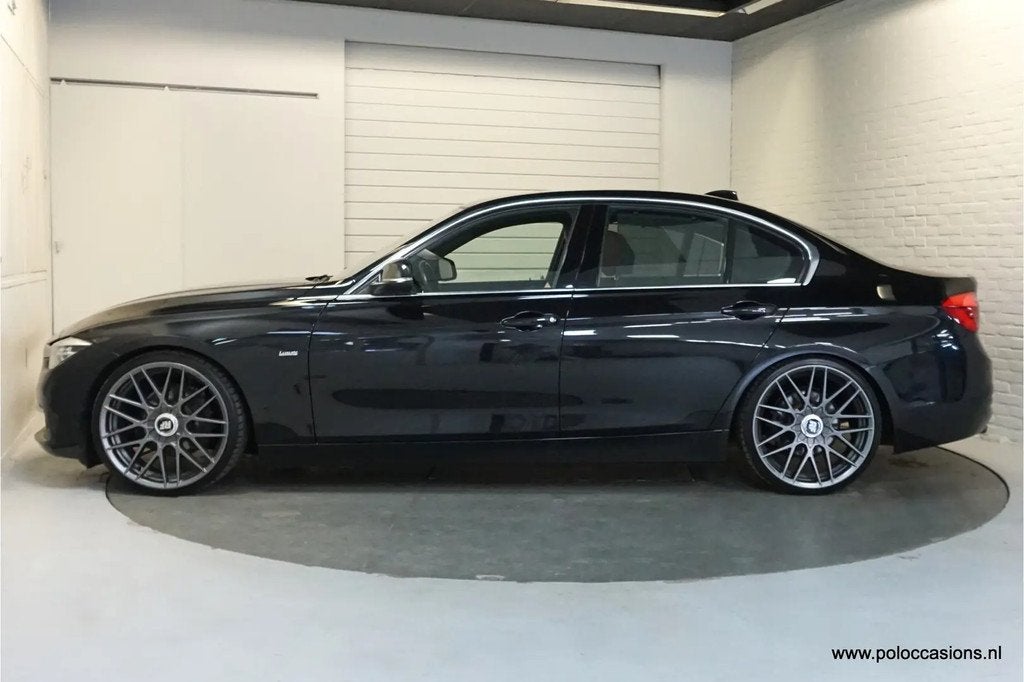 BMW 3 Serie 320i High Exec € 18.800,00, Automaat, 1998 cc, Zwart, Bedrijf