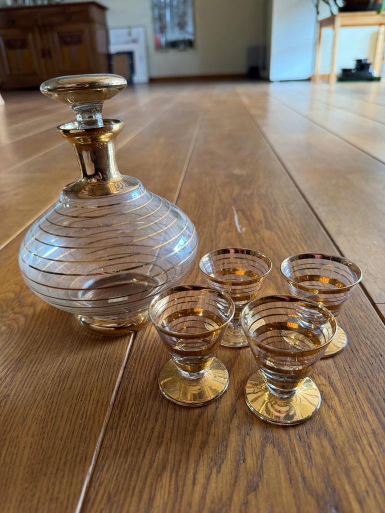 Vintage Likeur Set - Karaf met 4 Glaasjes, Goudkleurig, Ophalen