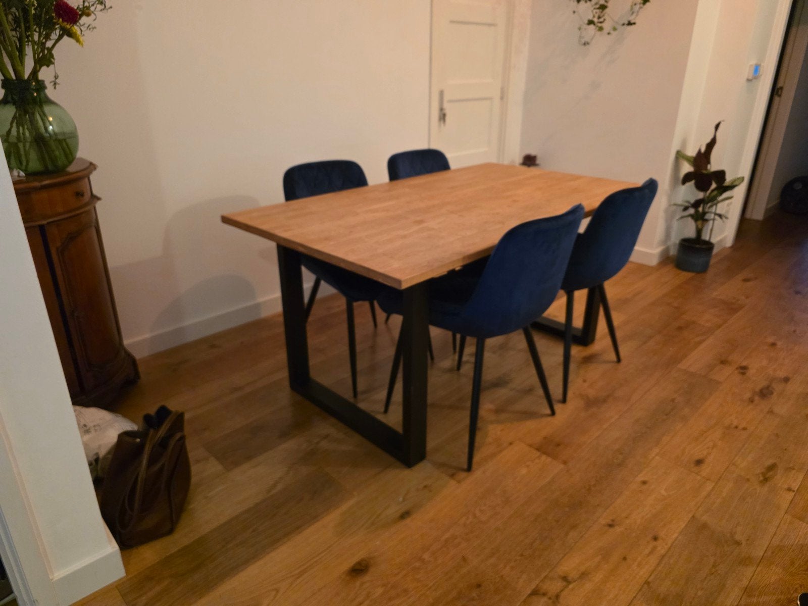 Eet tafel set tafel met 4 stoelen Amsterdam, Ophalen, Eikenhout, 50 tot 100 cm, Vijf personen of meer
