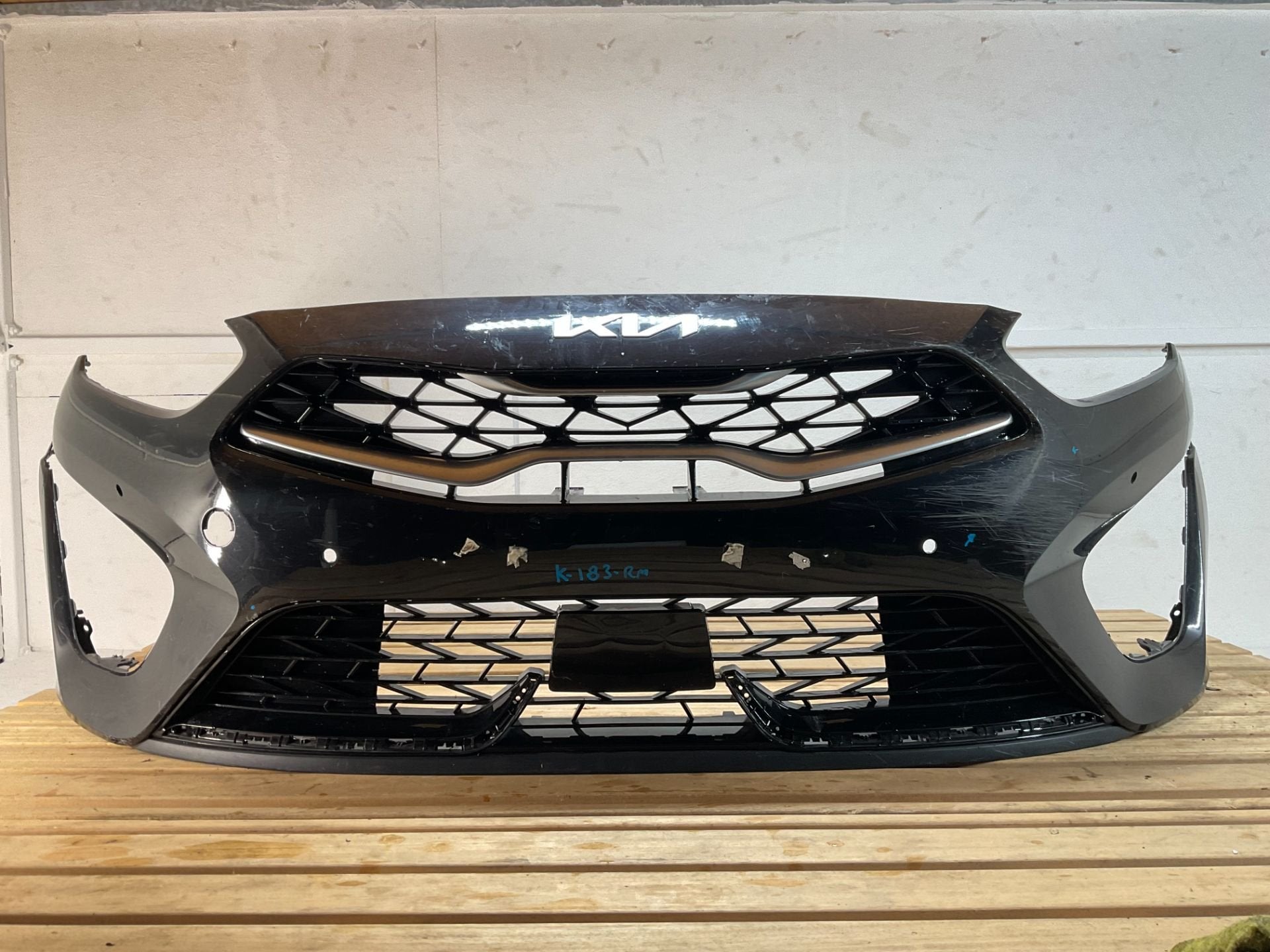Bumper Kia Ceed GTLINE 86511-J7KA0 Voorbumper K-182-RM, Auto-onderdelen, Heolleung-ro 12
06797  Seoul, Ophalen of Verzenden, Bumper