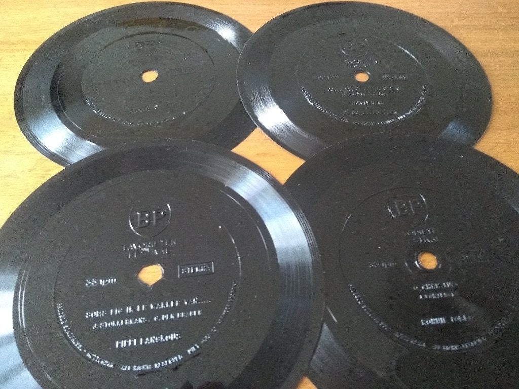 In 1 Ruil of koop Mini BP Flexi Singles (oa Pipi Langkous), Cd's en Dvd's, Vinyl Singles, Gebruikt, Single, Ophalen of Verzenden