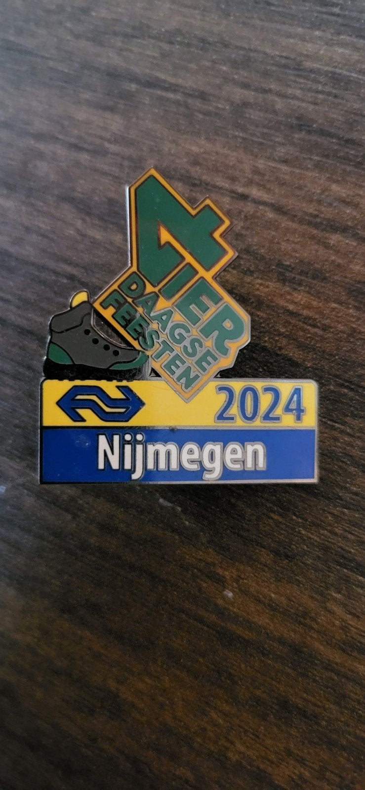 NS Nijmeegse vierdaagse pin 2024, Verzamelen, Ophalen of Verzenden