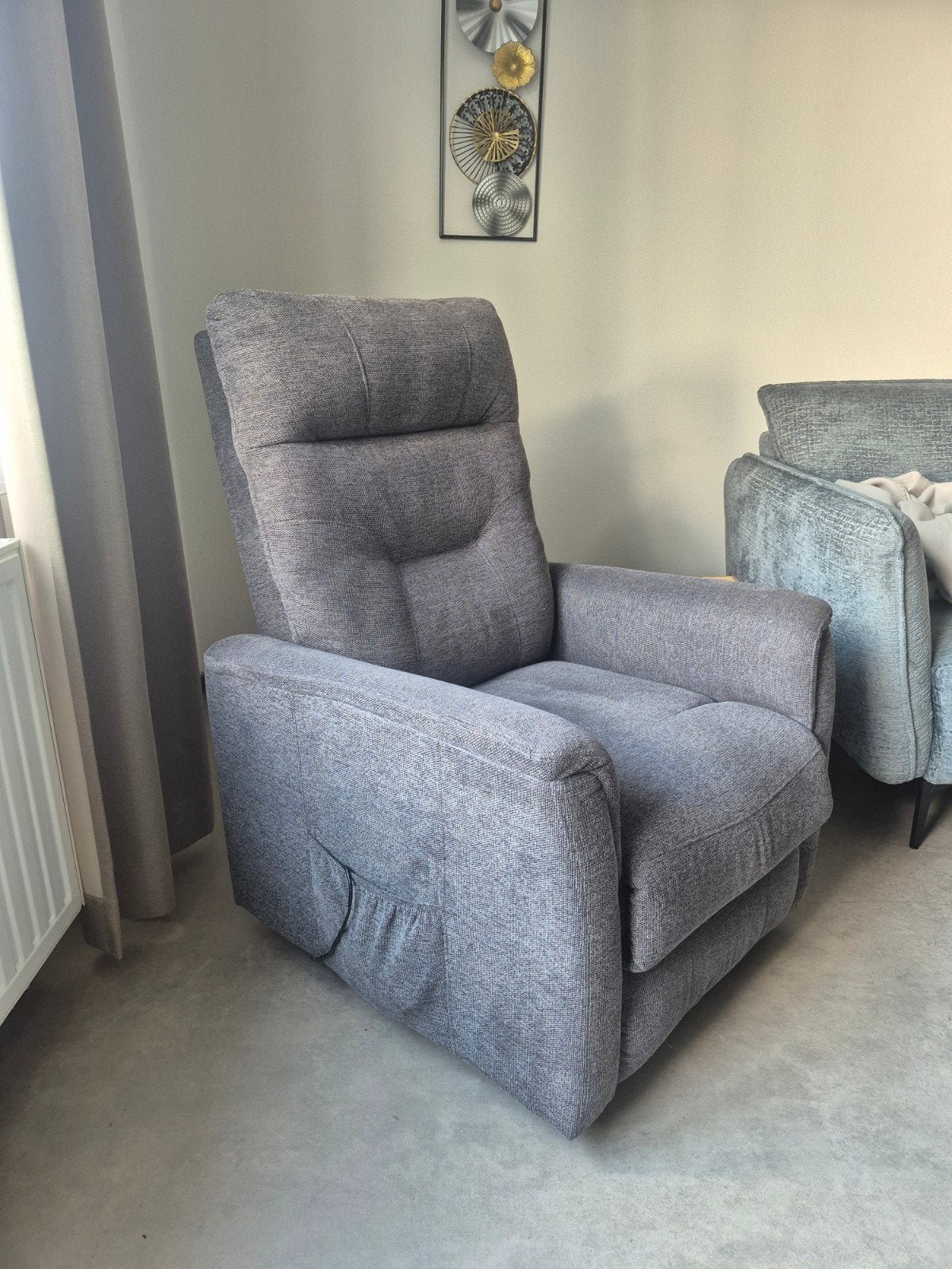 Sta op stoel electrische bedienbaar, Huis en Inrichting, Fauteuils, Ophalen, 75 tot 100 cm, Zo goed als nieuw, Stof