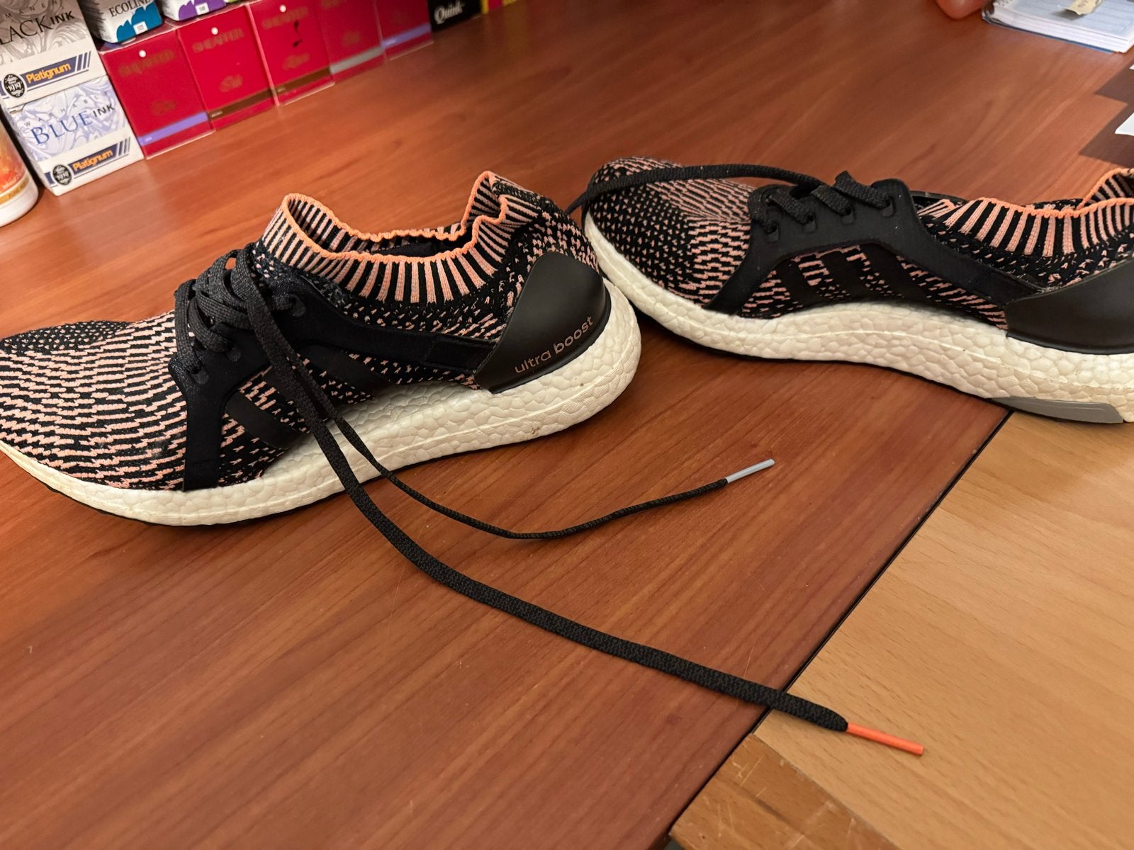 Adidas Ultra Boost sneakers maat 40 2/3, Ophalen of Verzenden, Gedragen, Zwart, Sneakers of Gympen