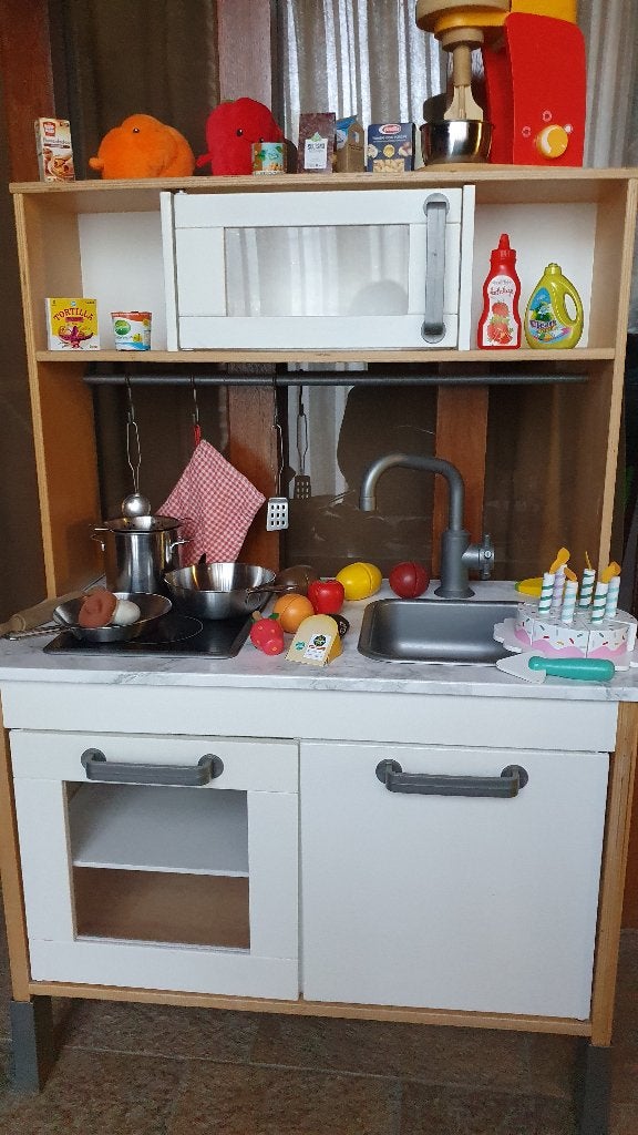 Duktig Speelgoedkeuken met mixer, pannen, kookgerei verjaar-, Ophalen, Zo goed als nieuw, Hout, Speelkeuken