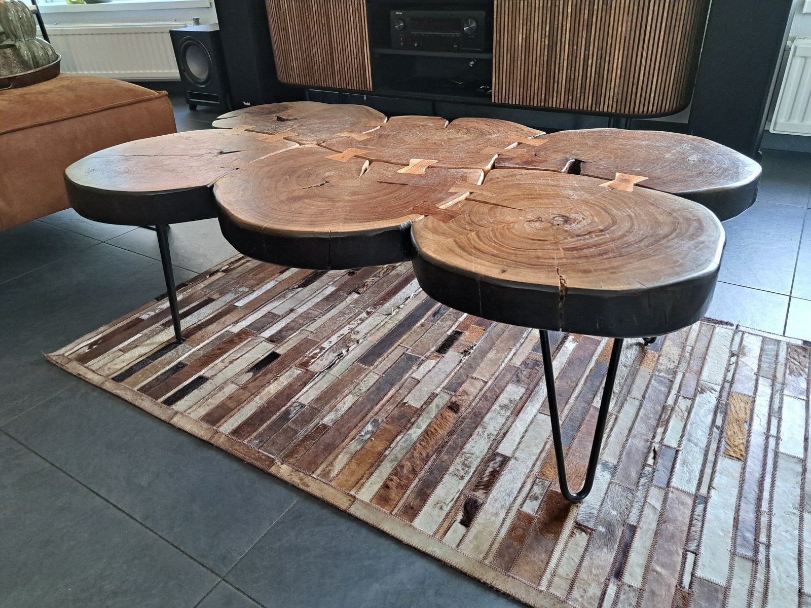 Unieke Mango Houten Salontafel met Metalen Frame, Huis en Inrichting, Tafels | Salontafels, 100 tot 150 cm, 50 tot 100 cm, Zo goed als nieuw