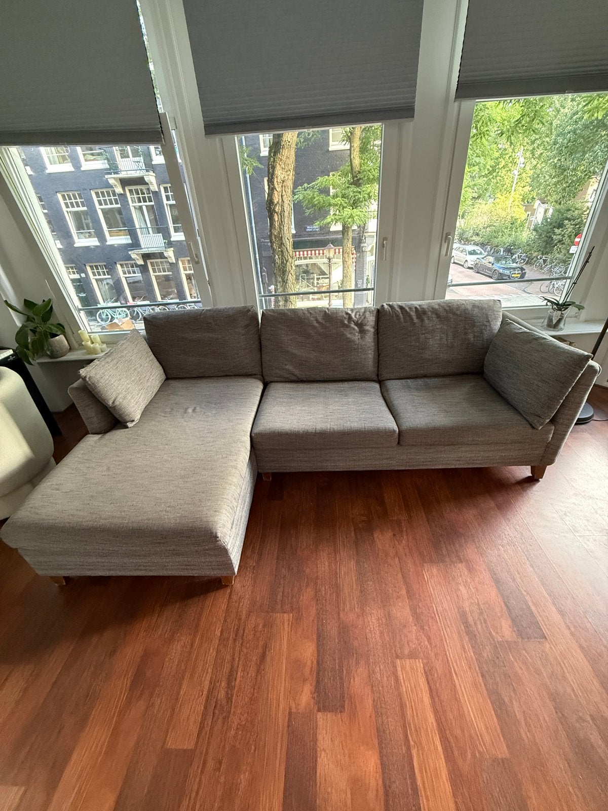 Grijze slaapbank met chaise longue en opbergruimte, Ophalen, Gebruikt, Tweepersoons, Overige maten