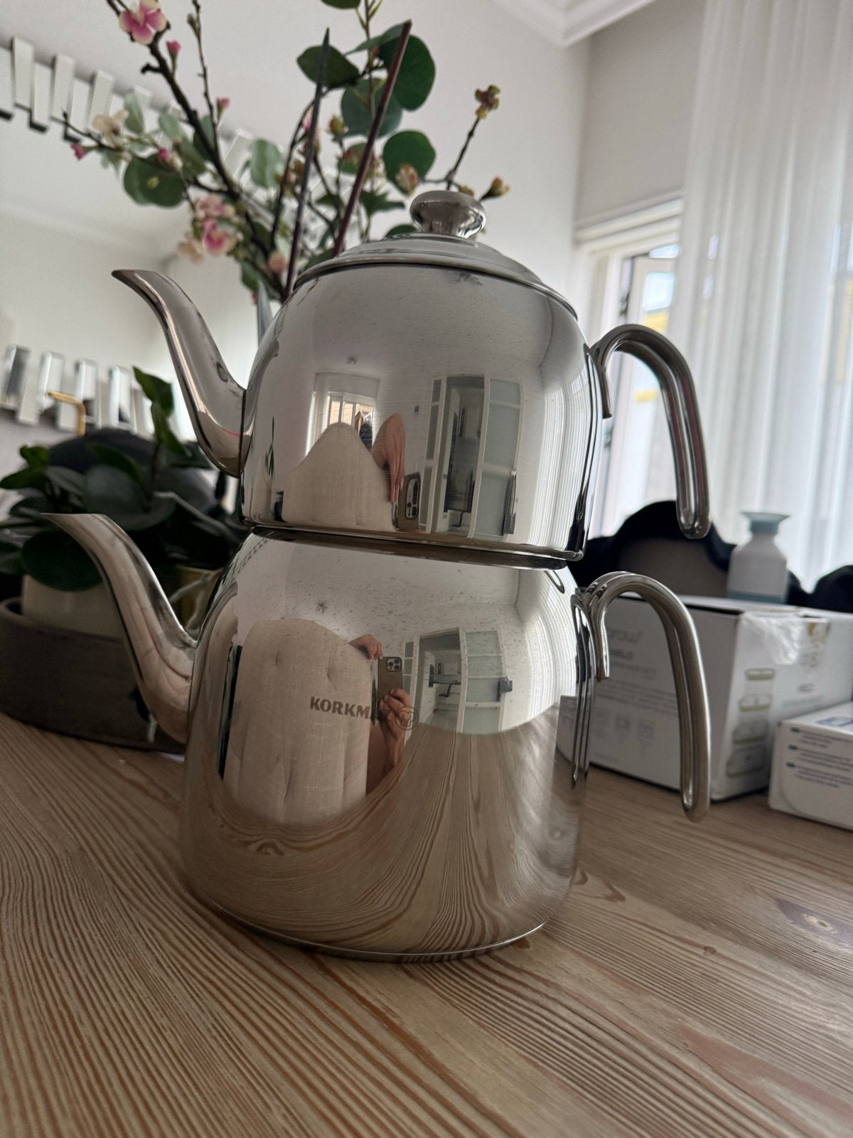 Korkmaz theepot/fluitketel - Roestvrij staal, Huis en Inrichting, Theepot/fluitketel, Zilver, Ophalen of Verzenden, Zo goed als nieuw