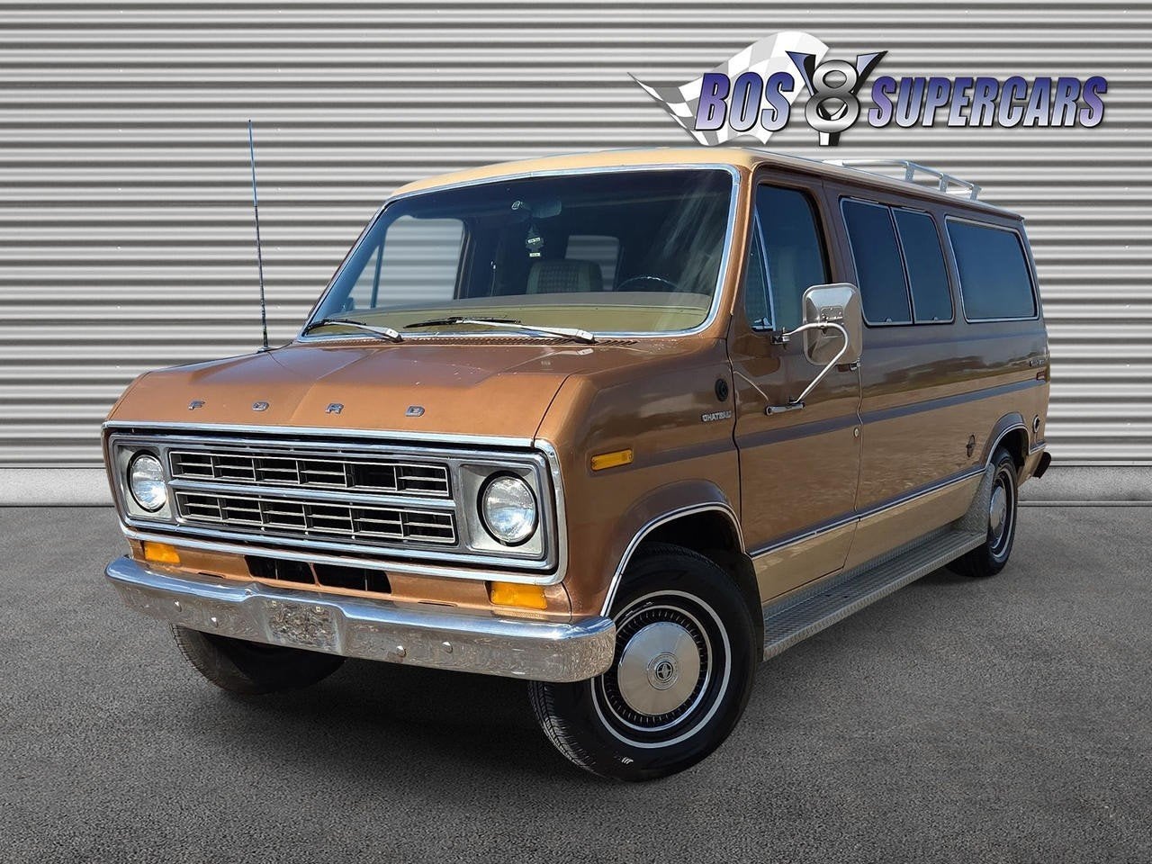 Ford USA Econoline E-150 CLUBWAGON (bj 1976, automaat), Auto's, Automaat, Bruin, Bedrijf, 9 stoelen