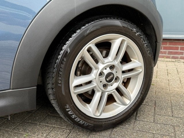 Mini Cabrio 1.6 Cooper Chili *leder *stoelverw. *xenon *navi, Auto's, Euro 5, Stoelverwarming, Gebruikt, 4 cilinders