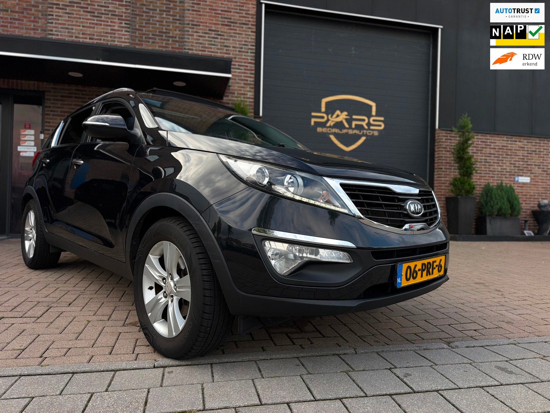 Kia Sportage 1.6 GDI X-ecutive Plus Pack Panorama Dak Airco, Voorwielaandrijving, Euro 5, 135 pk, Leder en Stof