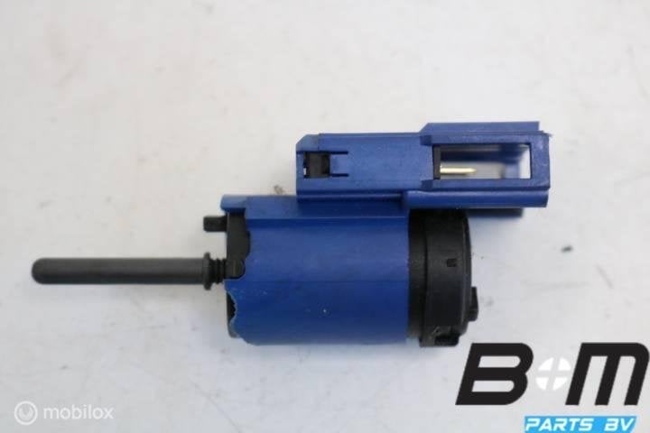 Koppelingspedaalschakelaar VW Polo 9N 1J0927189, Gebruikt