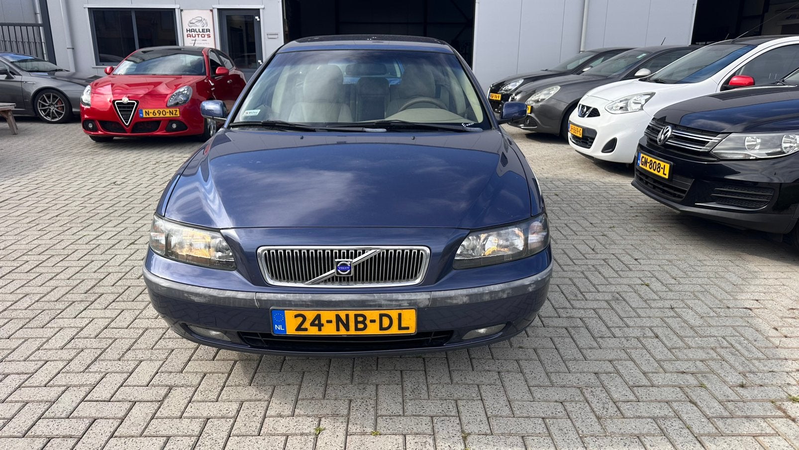 Volvo V70 2.4 140PK 2003 Blauw Airco, Voorwielaandrijving, 1800 kg, Blauw, Leder en Stof