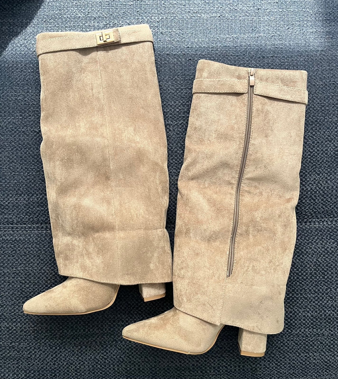 Laarzen met hak met beenkap - maat 36, Esuals, Beige, Nieuw, Ophalen of Verzenden