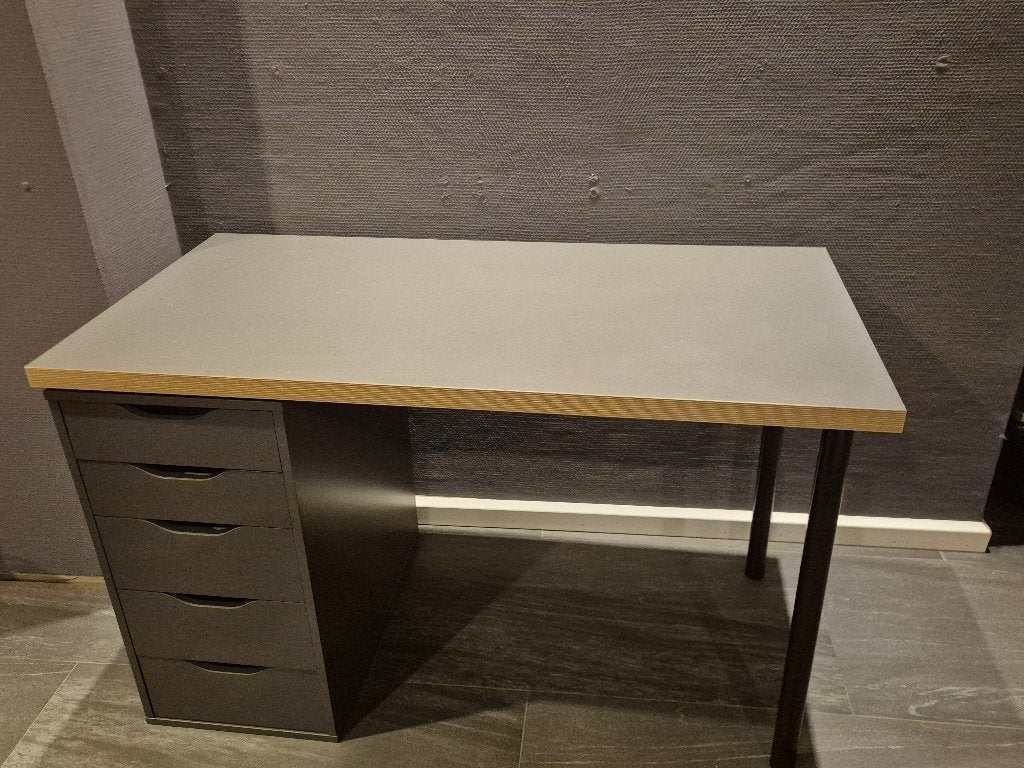 Work/Study table, Ophalen, Hout, Nieuw, IKEA