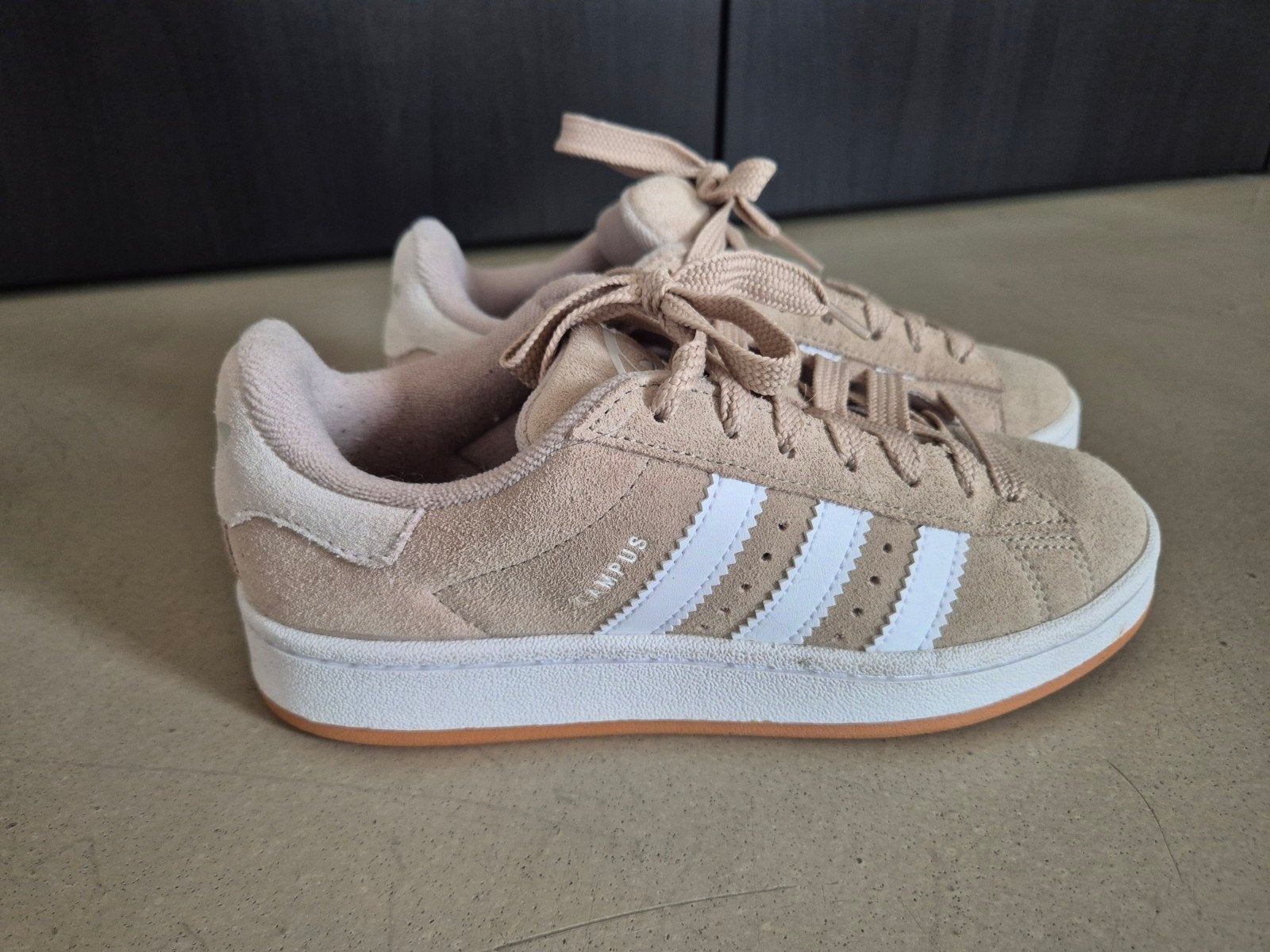 Adidas Campus z.g.a.n., Adidas, Beige, Ophalen of Verzenden, Sneakers of Gympen