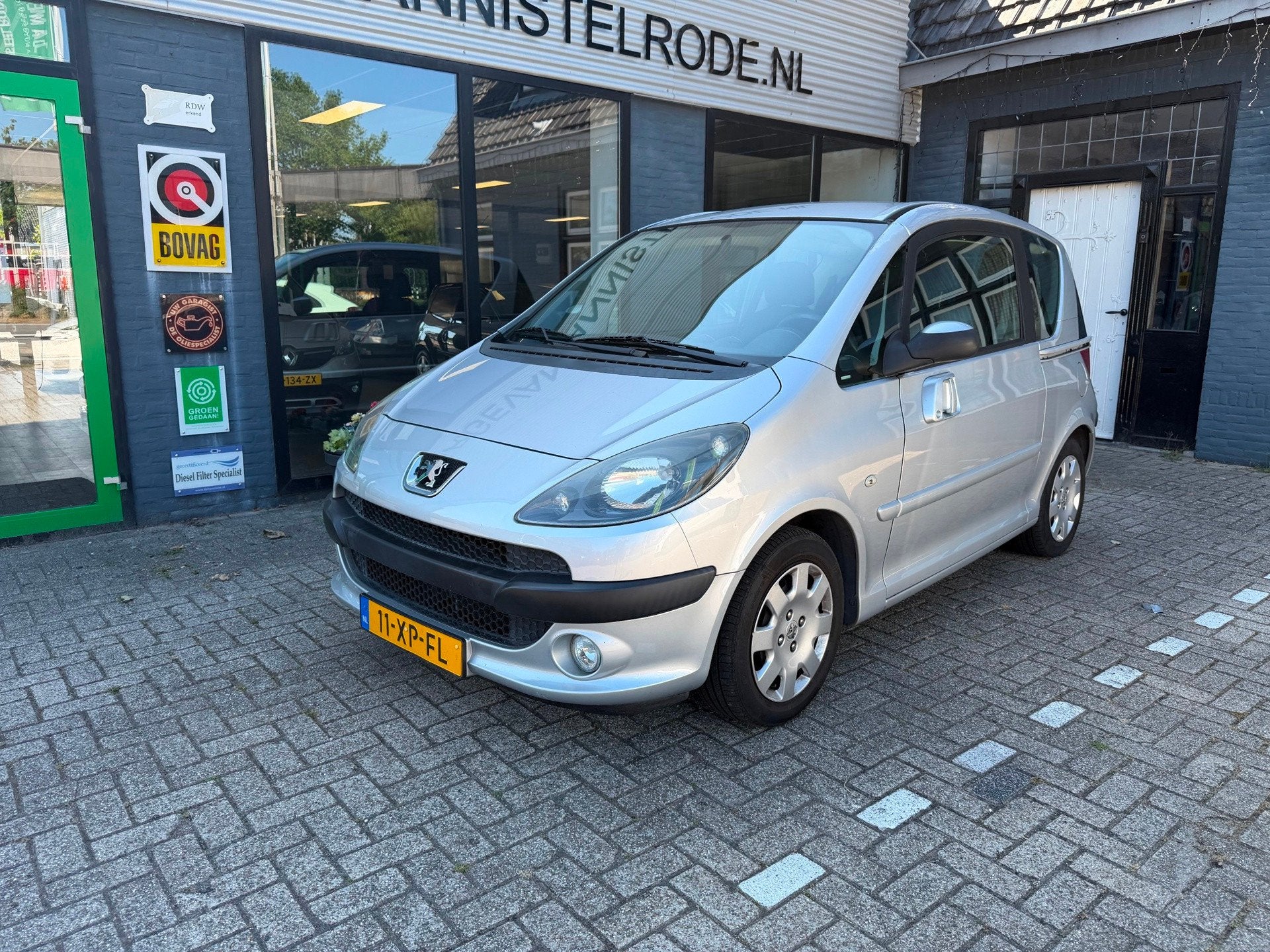 Peugeot 1007 1.6-16V Sporty Automaat, Auto's, Peugeot, 15 km/l, Gebruikt, 4 cilinders, 4 stoelen