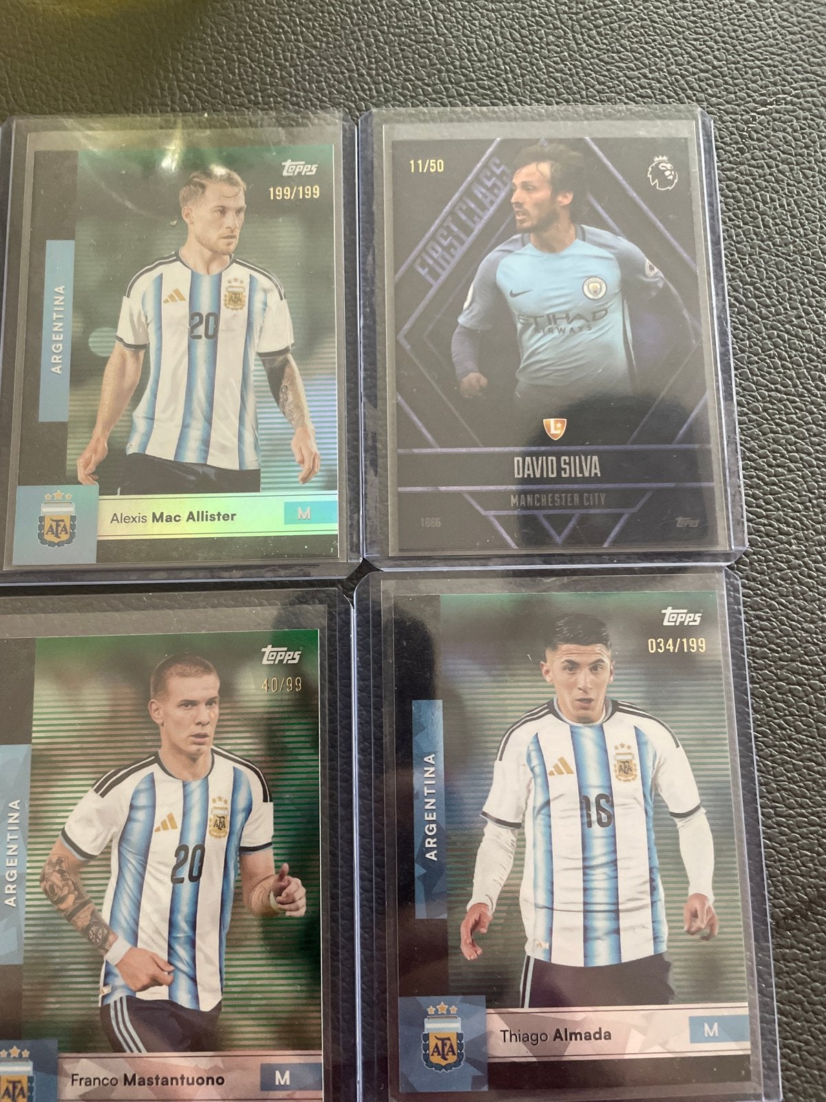 Voetbal verzamelkaarten: David Silva, Mac Allister, Almada, Ophalen of Verzenden, Zo goed als nieuw, Buitenlandse clubs, Spelerskaart