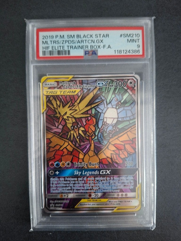 Pokemon Kaarten : Moltres Zapdos Articuno GX (SM 210) PSA 9, Ophalen of Verzenden, Nieuw, Losse kaart