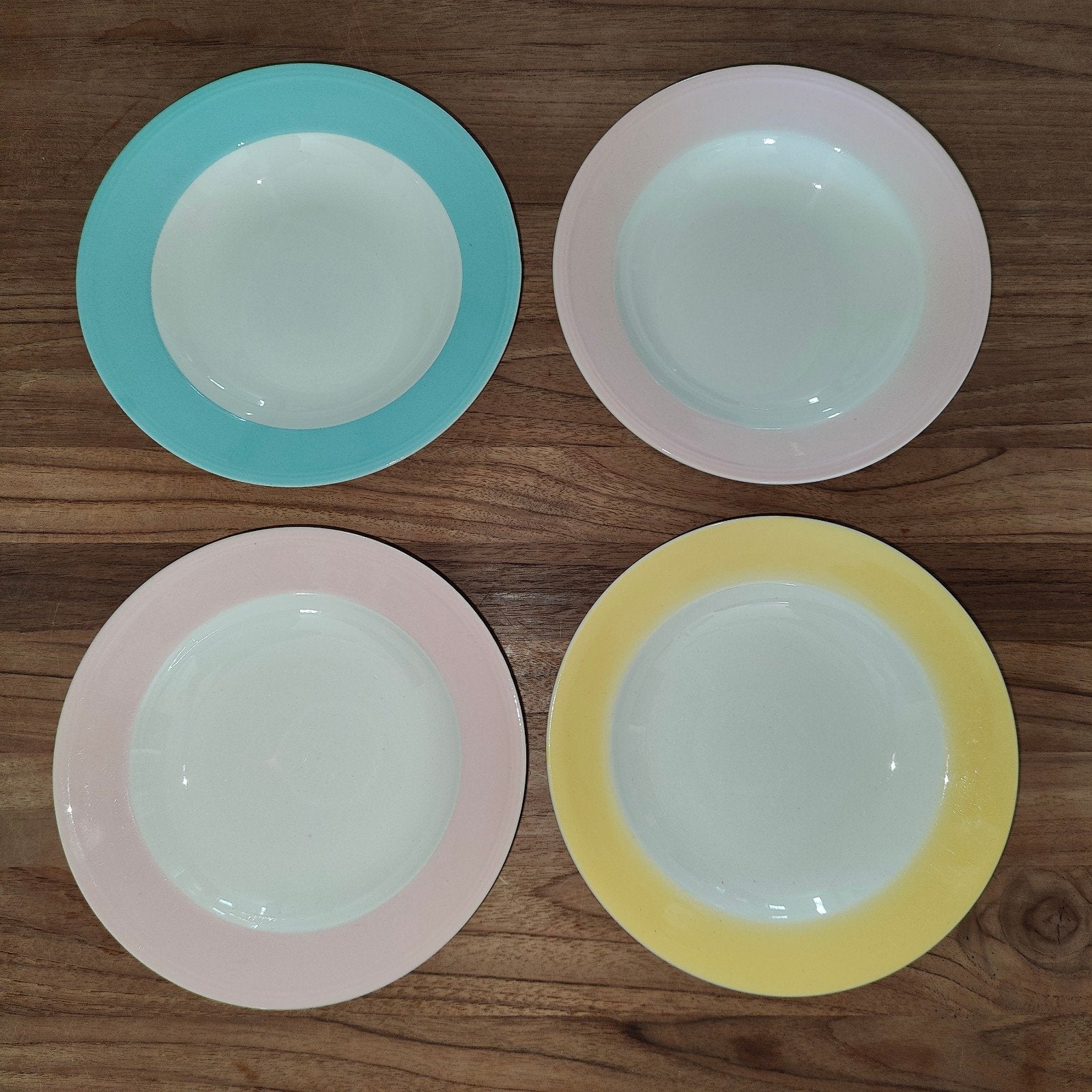 Set van 4 Boch Frères La Louvière borden, Antiek en Kunst, Antiek | Servies los, Ophalen