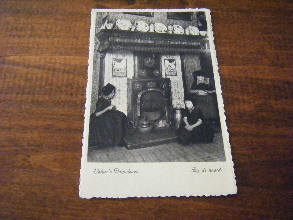 Q41 - Veluwe - Klederdracht - Haard - 1941 - Mooi/Oud, Verzamelen, Ansichtkaarten | Nederland, Ophalen of Verzenden, 1940 tot 1960