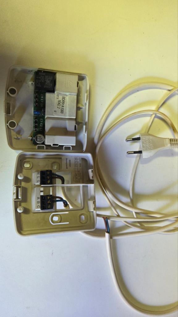 Honeywell BDR-91thermostaat / relais ontvanger, Ophalen of Verzenden, Gebruikt