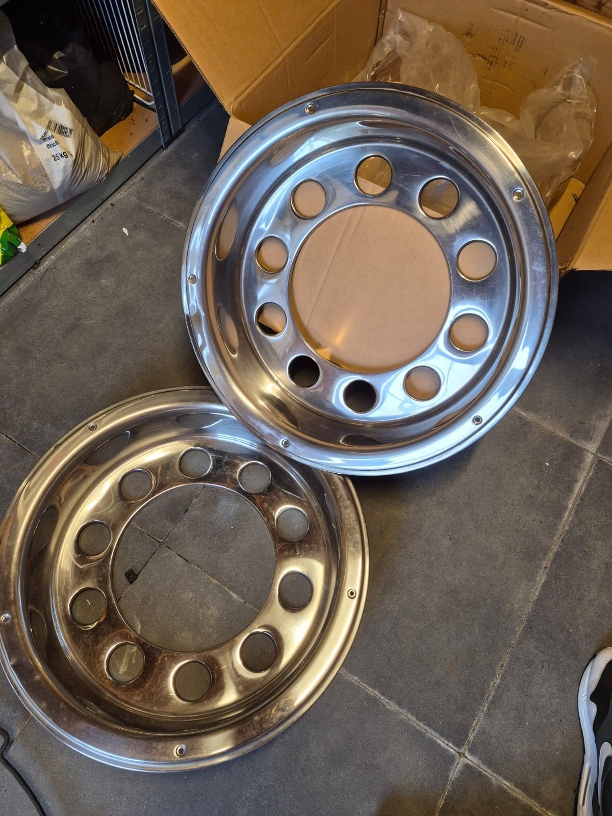 22,5 inch wieldoppen alu, Ophalen, Gebruikt