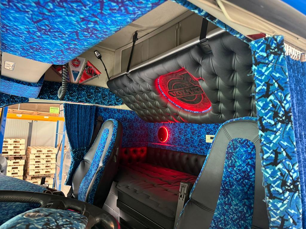 Volvo FH4 Interieurdelen  Blauw Pluche, Ophalen of Verzenden, Gebruikt, Volvo