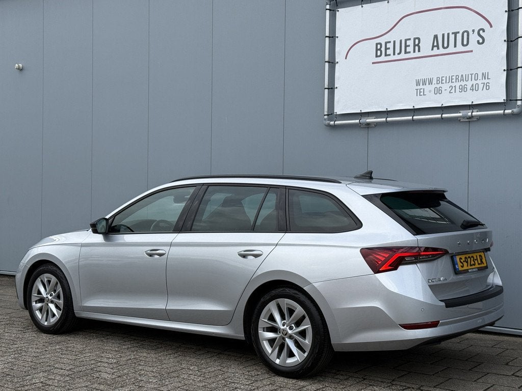 Skoda Octavia Combi 1.0 e-TSI Sport Business Automaat Carpla, Auto's, Skoda, Stof, Gebruikt, Euro 6, 1257 kg