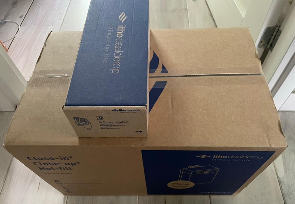 Nieuwe Itho Daalderop 10ltr keukenboiler en aansluitset, Nieuw, Minder dan 3 jaar oud, Minder dan 20 liter, Boiler