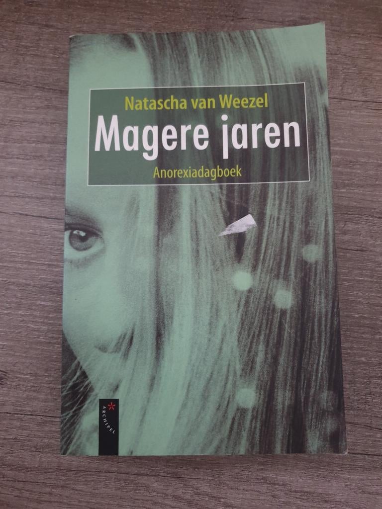 Magere jaren - Natascha van Weezel (Anorexiadagboek), Boeken, Overige Boeken, Gelezen, Ophalen of Verzenden