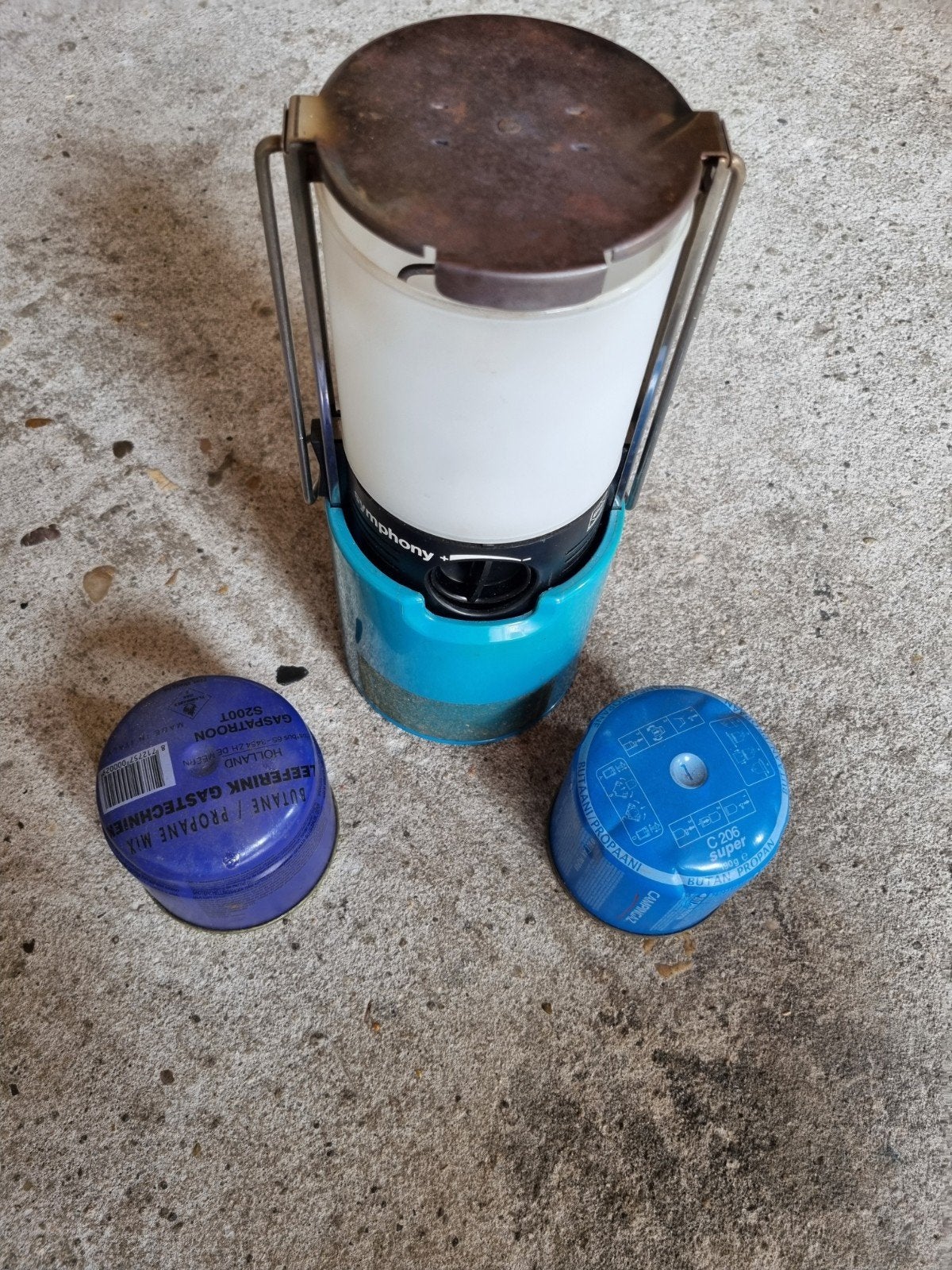 Nostalgische Campingaz Symphony+ gaslamp met 2 gasbusjes, Ophalen