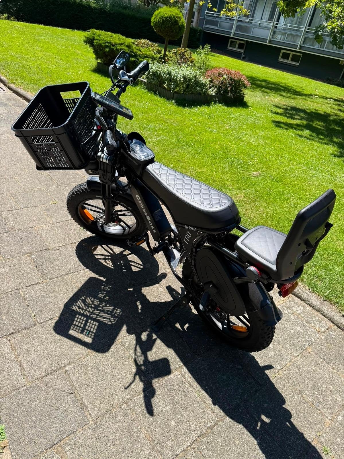 CrossBoss V8 C80 Glossy Black Special Edition Full Option, Zo goed als nieuw, 51 tot 55 cm, 50 km per accu of meer, Ophalen