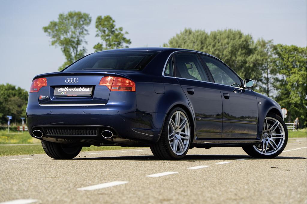 Audi A4 Limousine 4.2 V8 RS 4 quattro (bj 2007), Gebruikt, Blauw, Bi-Xenon koplampen, Bedrijf