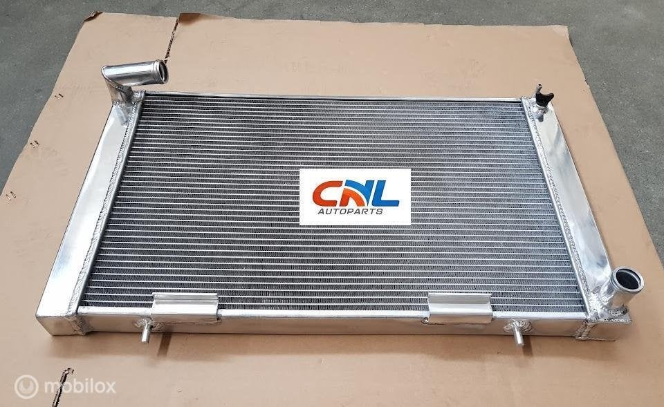 Radiateur  LAND ROVER 90-110 DHMC 2.3D/2.5D/3.5; DEFENDER, Nieuw, Ophalen of Verzenden