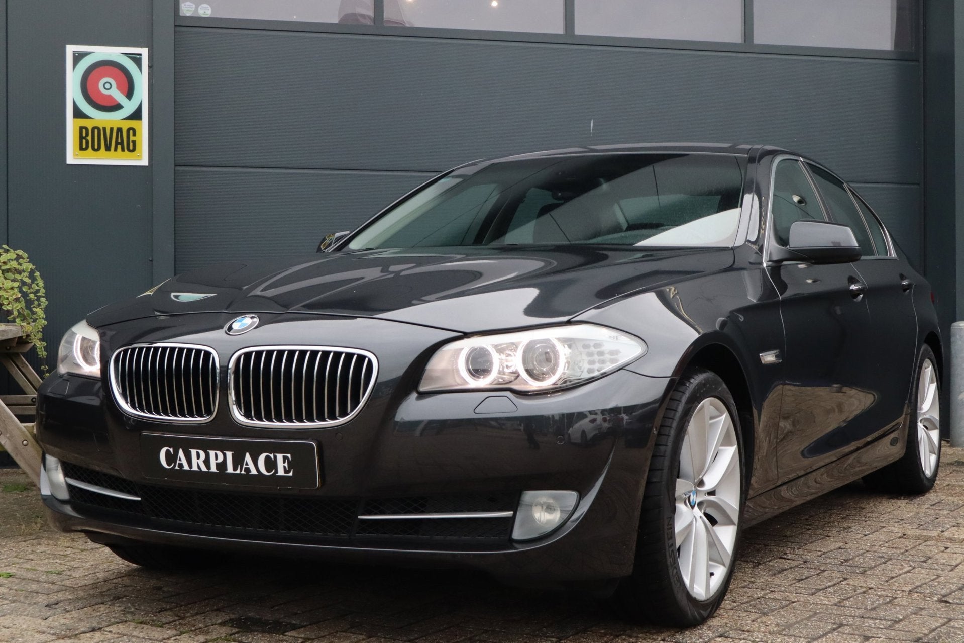 BMW 5-serie 535i High Executive-Dealer onderhouden, Automaat, Euro 5, Achterwielaandrijving, Zwart