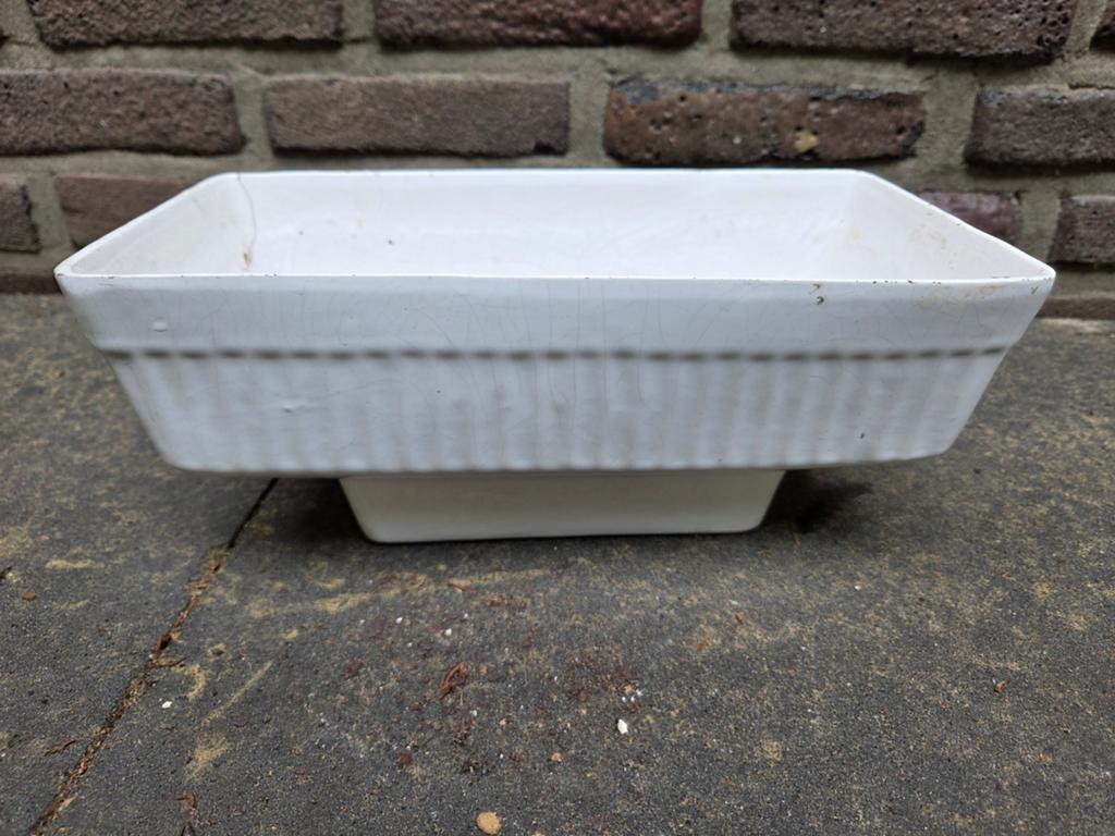 Vintage keramieke witte cactuspot / bloempot met streepmotie, Overige materialen, Gebruikt, Minder dan 30 cm, Minder dan 60 cm