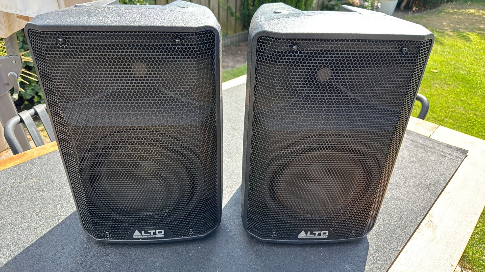 Alto Pro TX 208 speakerset, Ophalen, Zo goed als nieuw, Minder dan 500 watt