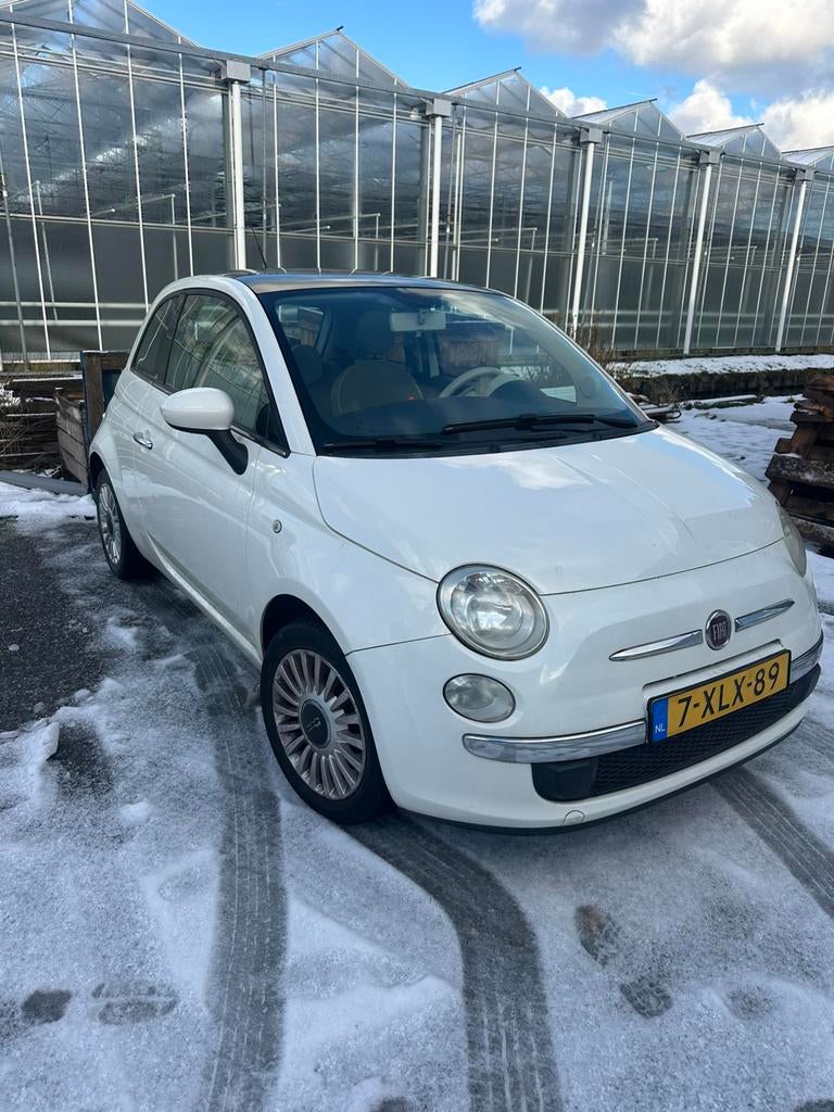 Fiat 500 1.2 C lounge 2010 Wit, Auto's, Fiat, 1242 cc, 4 cilinders, 840 kg, Wit