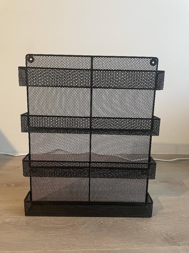 QUVIO kruidenrek, Ophalen, Minder dan 50 cm, Zwart, Zo goed als nieuw
