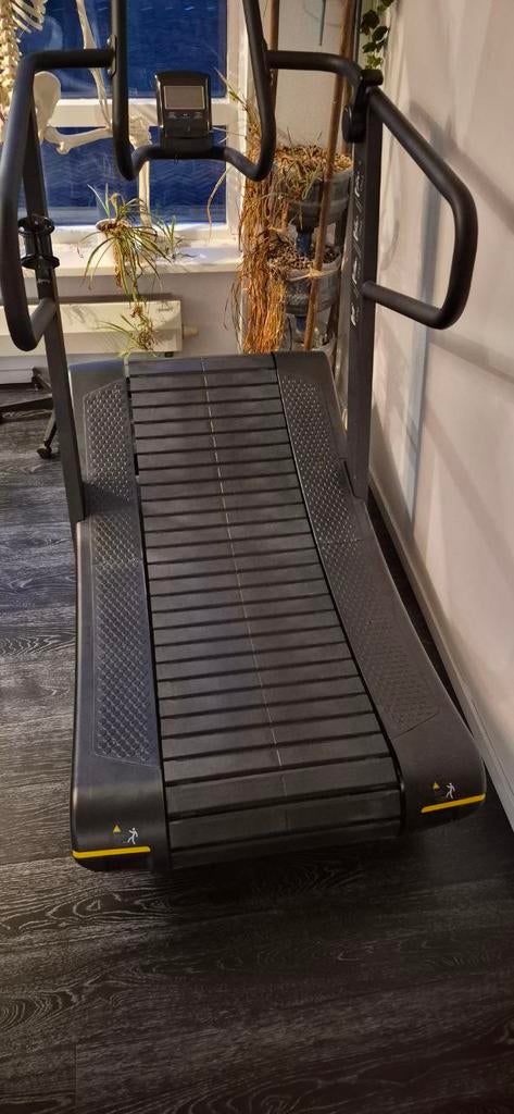 Professionele Curved Treadmill/Skillmill, Sport en Fitness, Fitnessmaterialen, Ophalen, Nieuw, Benen
