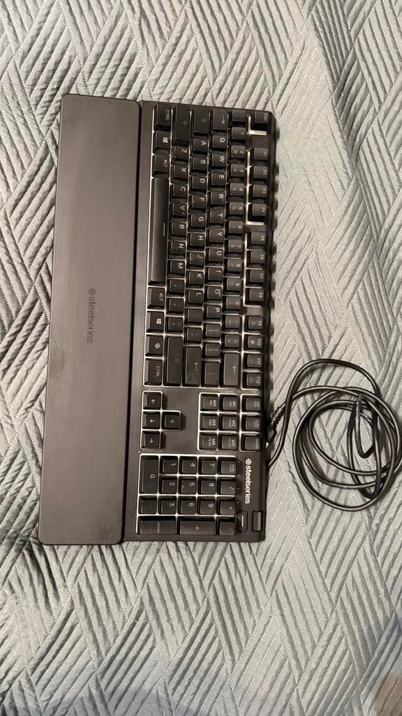 Steelseries Apex 3 100% - nieuwe staat!, Gaming toetsenbord, Ophalen of Verzenden, Zo goed als nieuw, Qwerty