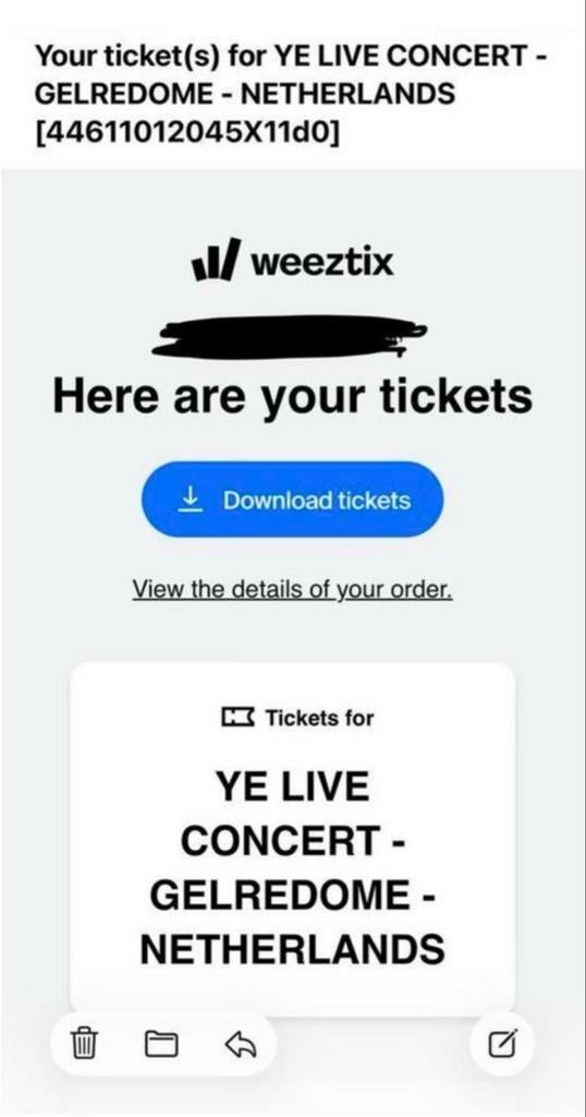 Kanye west live concert, Twee personen