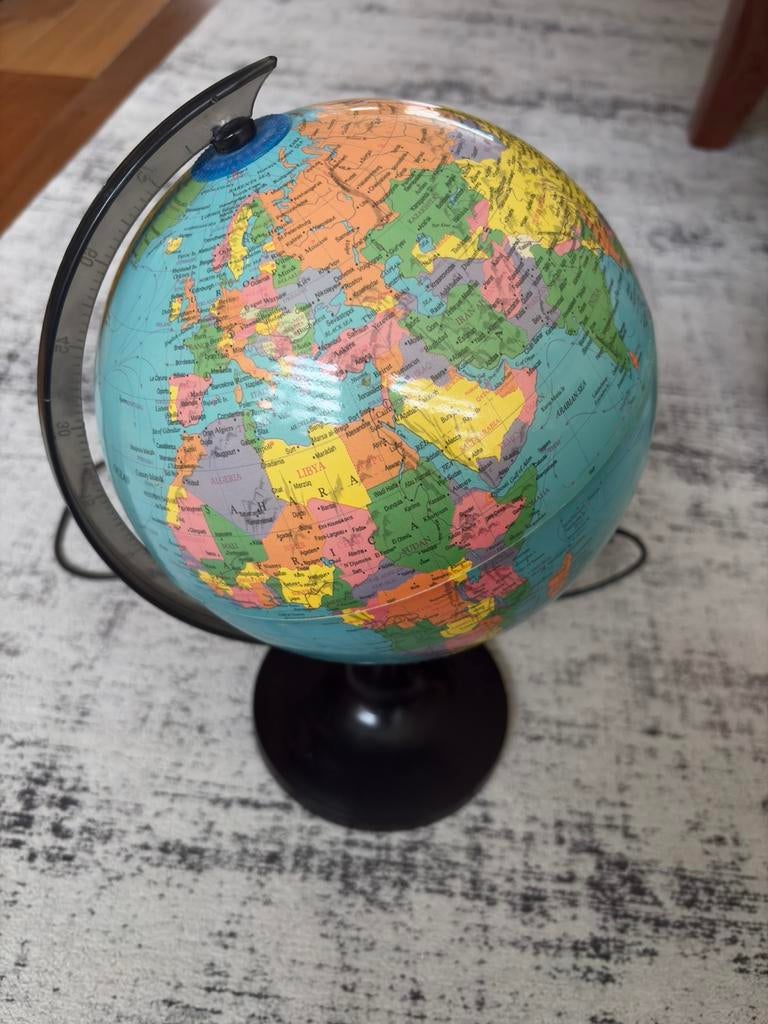 Wereldbol Lamp, Huis en Inrichting, Woonaccessoires | Wereldbollen, Zo goed als nieuw, Verlicht, Ophalen of Verzenden