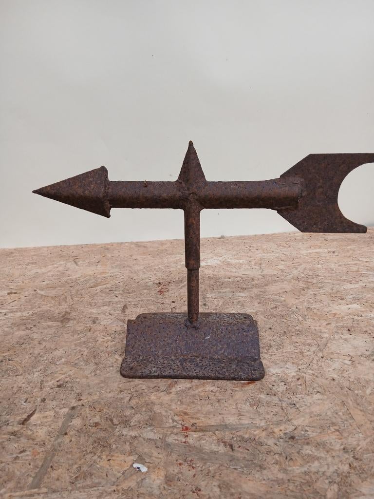 Oude metalen windwijzer - 45x16x31 cm, Huis en Inrichting, Woonaccessoires | Overige, Gebruikt, Onbekend, Ophalen of Verzenden