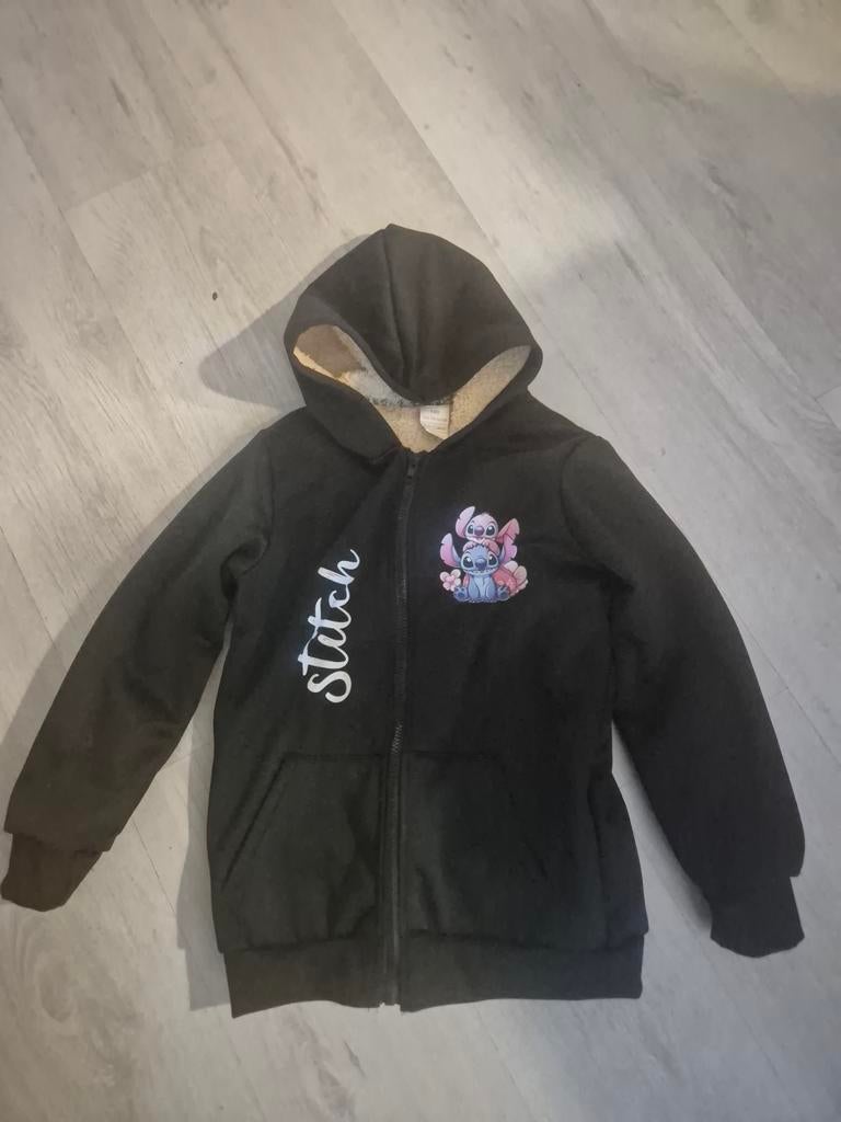 Lekker warm vest van stitch mt 134 /140, Ophalen of Verzenden, Zo goed als nieuw, Meisje, Trui of Vest