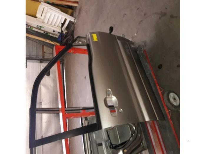 Portier 4Deurs rechts-voor van een Suzuki Grand Vitara (ZA4), Gebruikt, Deur, Ophalen of Verzenden, Suzuki