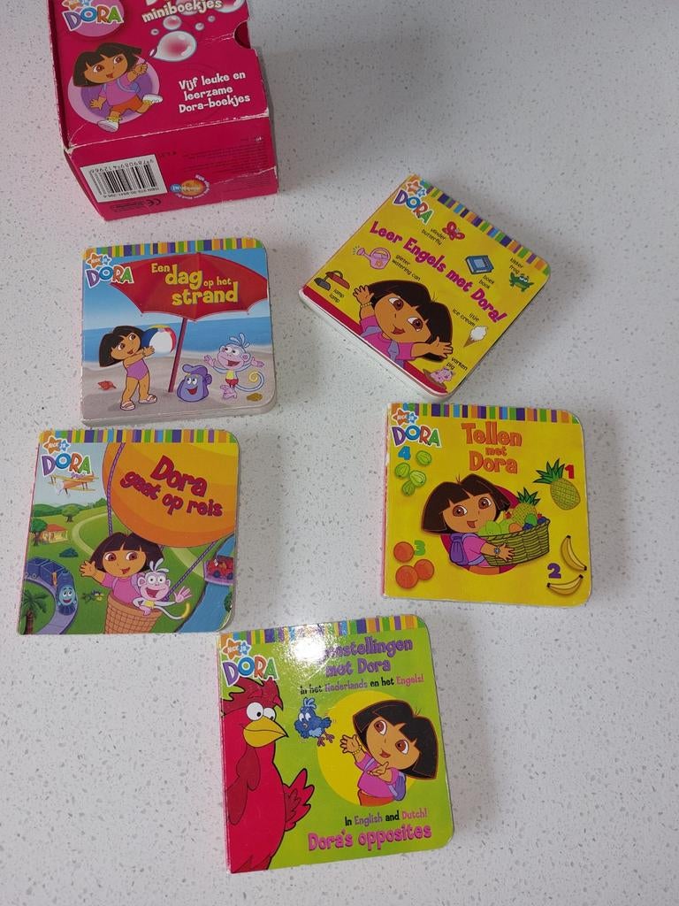 Dora mini boekjes, Gelezen, Fictie algemeen, Jongen of Meisje, Ophalen of Verzenden