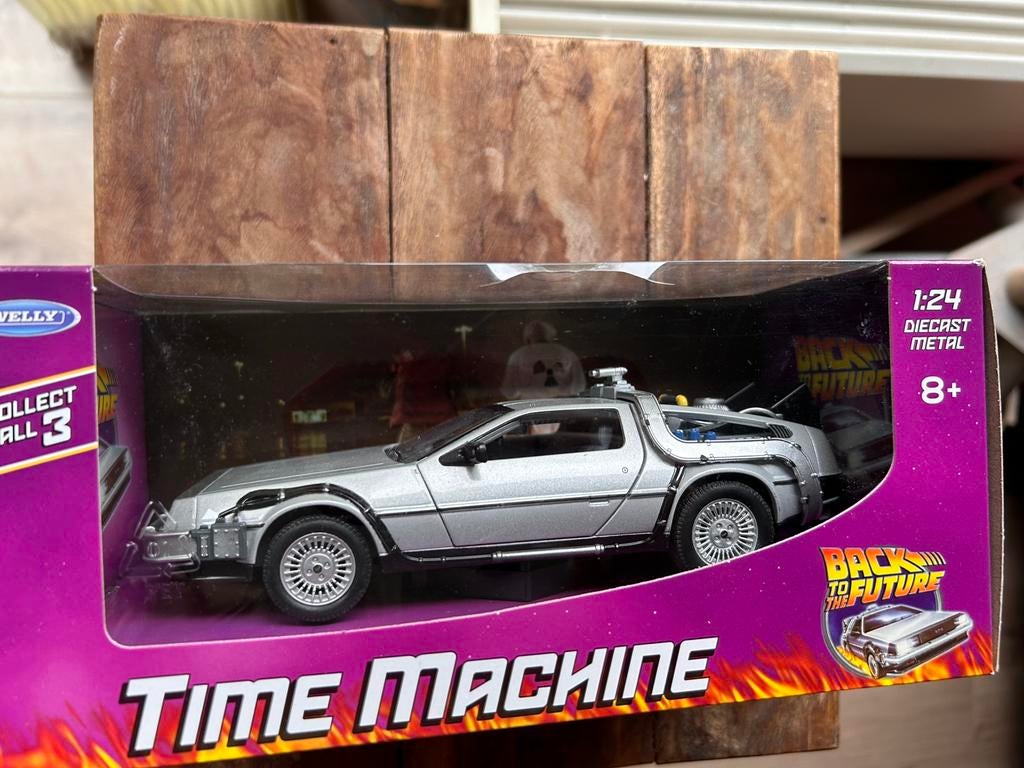 1/24 Welly 22443W Back to the Future DeLorean, Ophalen of Verzenden, Nieuw, Welly