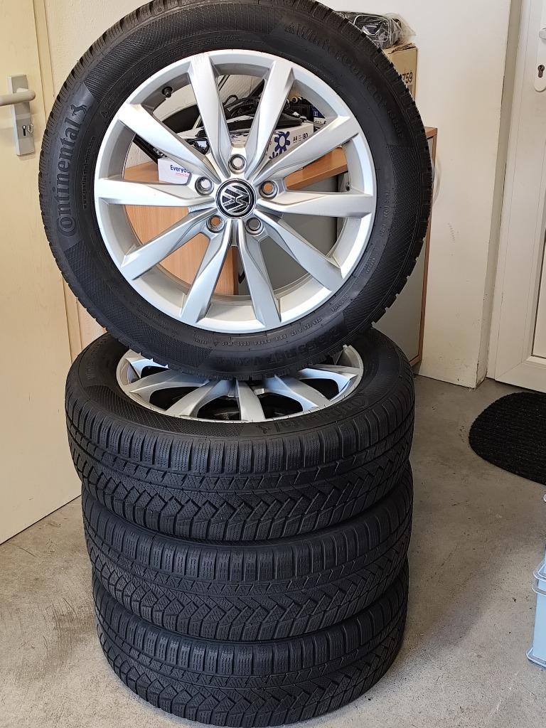 VW T-Roc 17 inch Dijon velgen met winterbanden 215/55R17, Ophalen, 215 mm, Banden en Velgen, 17 inch